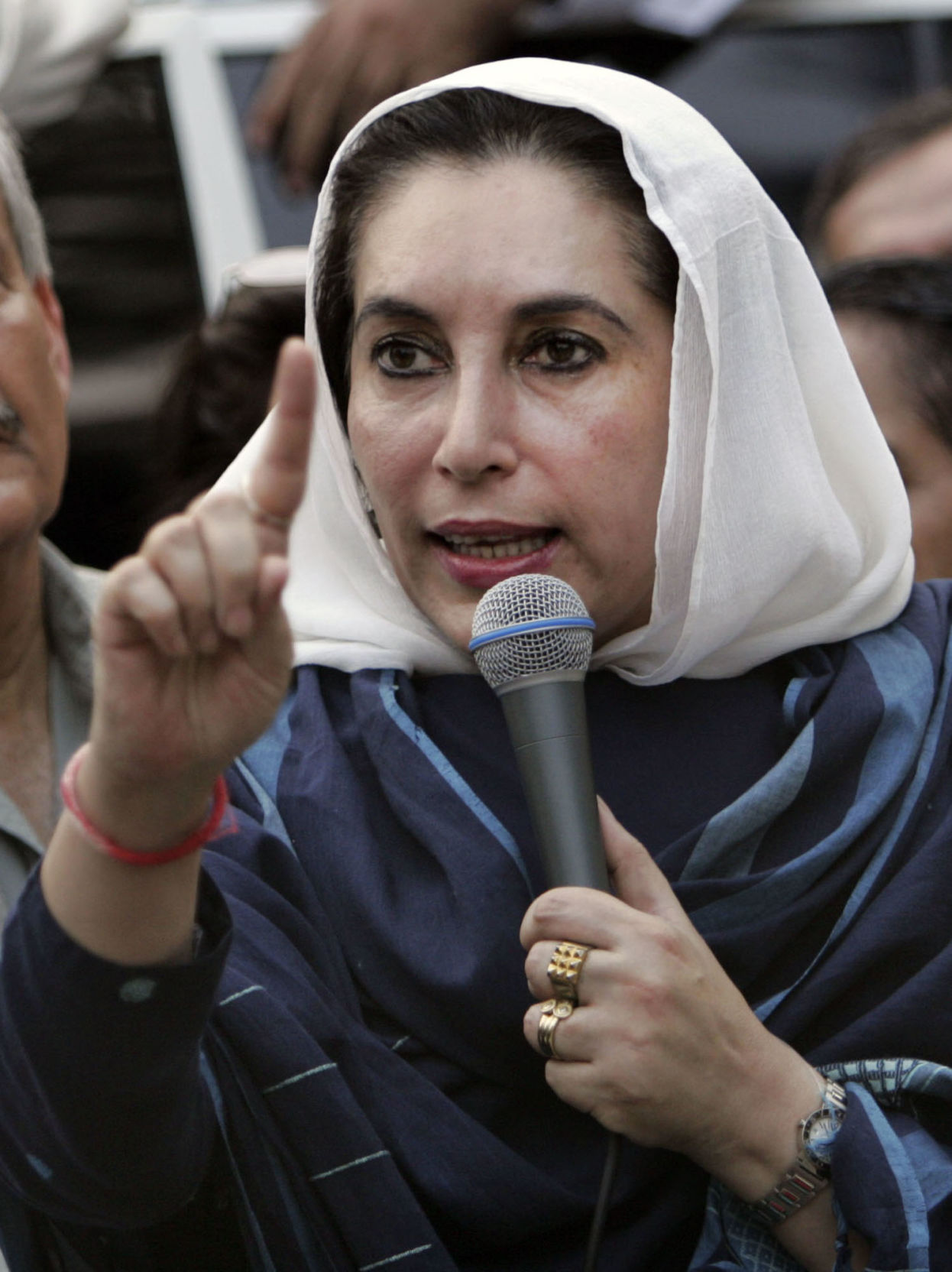 2007: Benazir Bhutto
